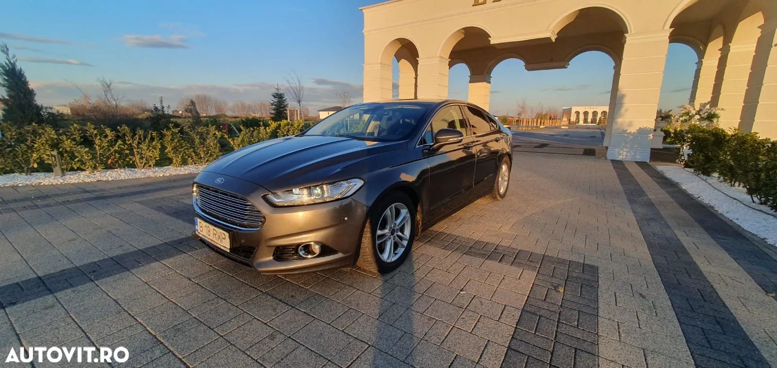 Ford Mondeo 2.0 TDCi Business - 1