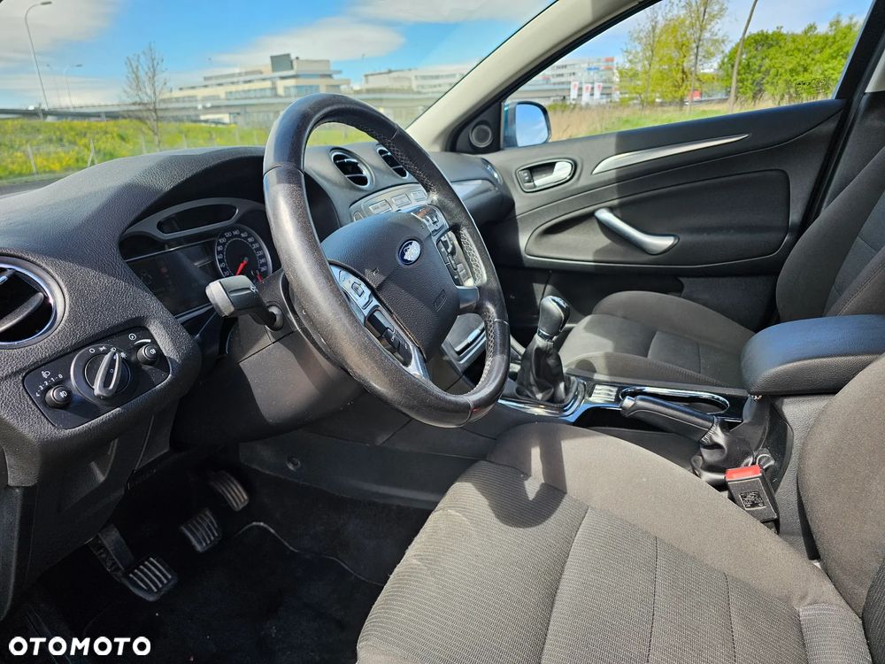 Ford Mondeo 2.0 Titanium - 20