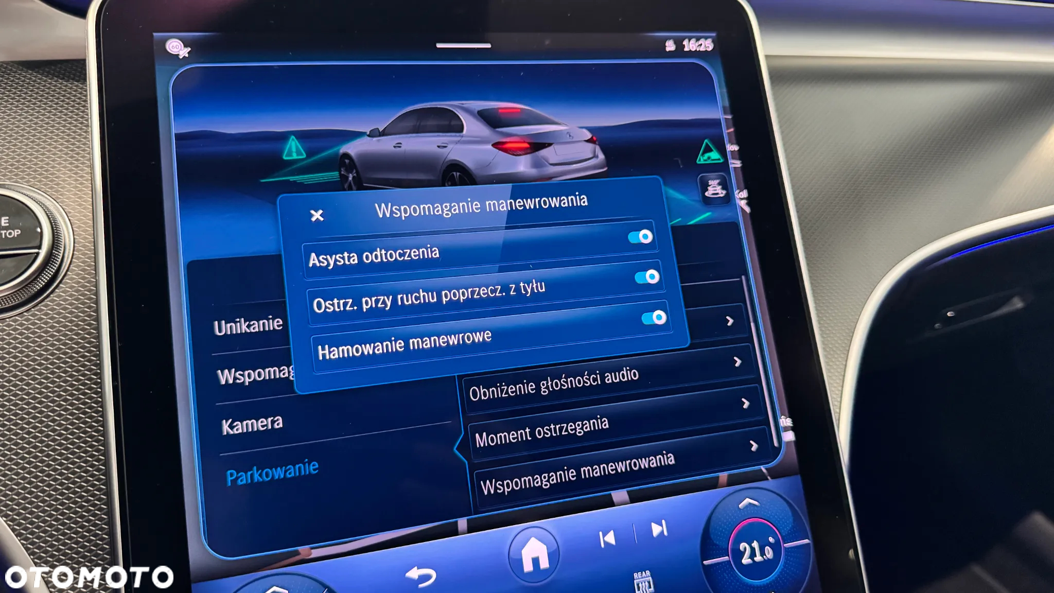 Mercedes-Benz Klasa C 300 4MATIC 9G-TRONIC - 23