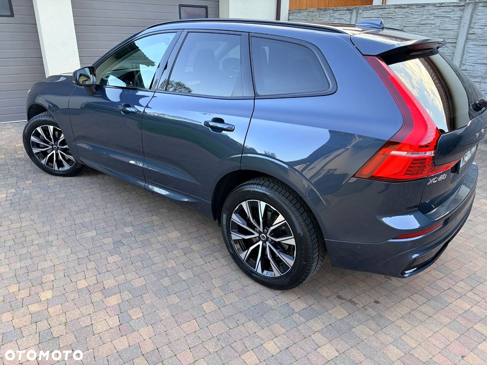 Volvo XC 60 B5 B AWD Ultra Dark - 5