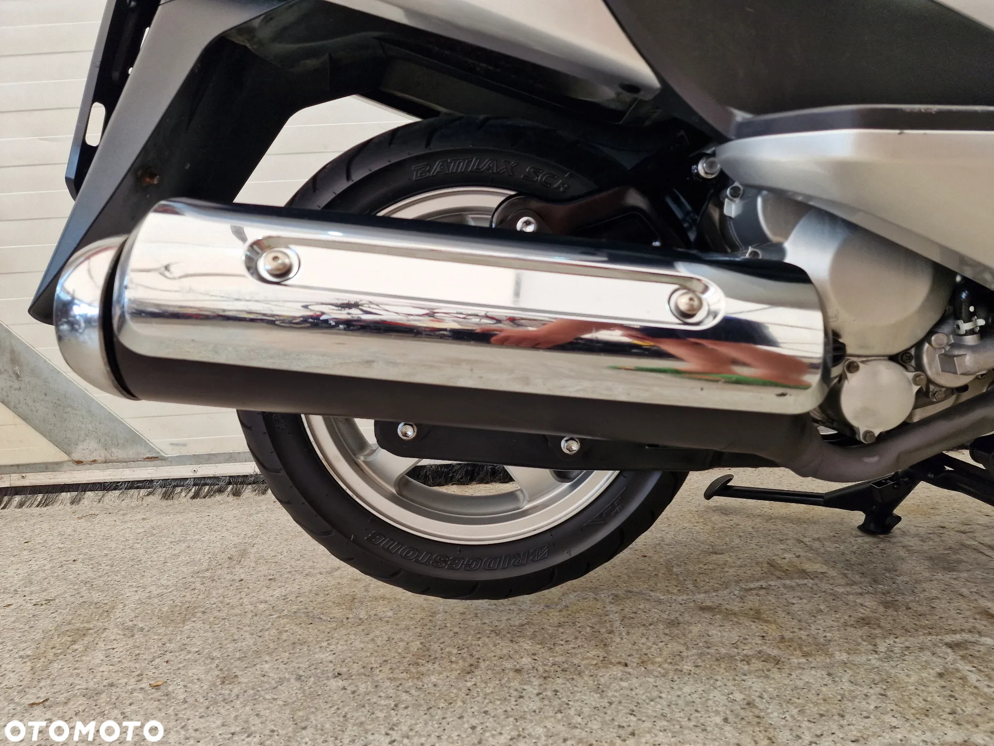 Suzuki Burgman - 23