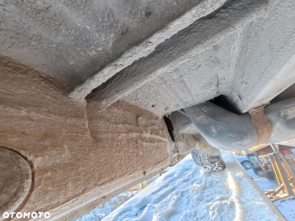 Volkswagen Multivan - 30