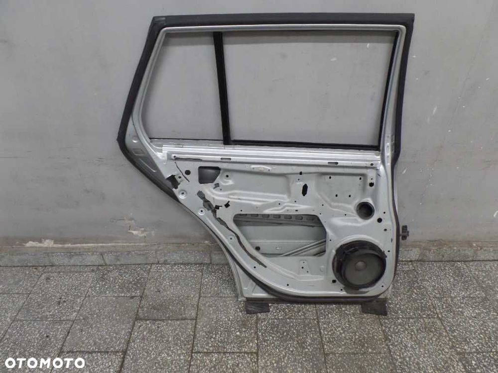 MERCEDES E KLASA W211 KOMBI DRZWI LEWY TYL TYLNE 02-09 - 6