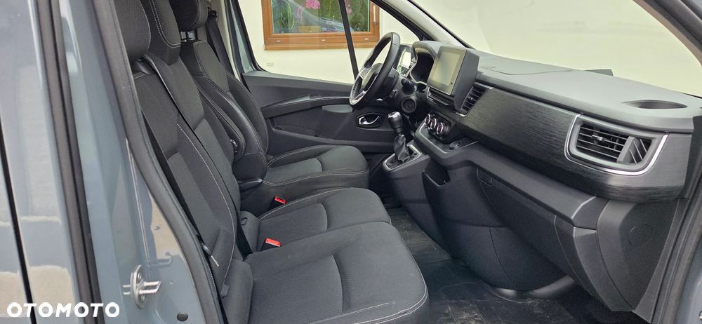 Renault Trafic L2H1 CHŁODNIA Bogato Wyposażony Polska Vivaro Talento Transporter Vito - 17