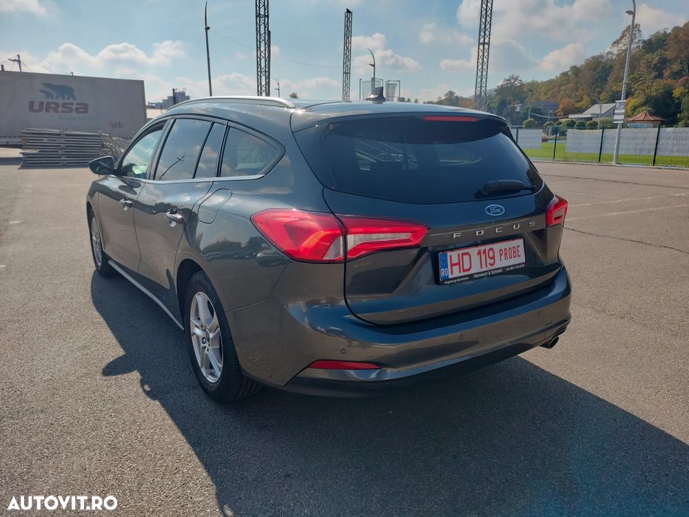 Ford Focus - 14