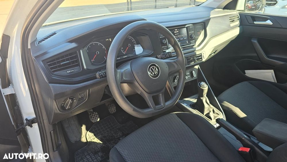 Volkswagen Polo - 11