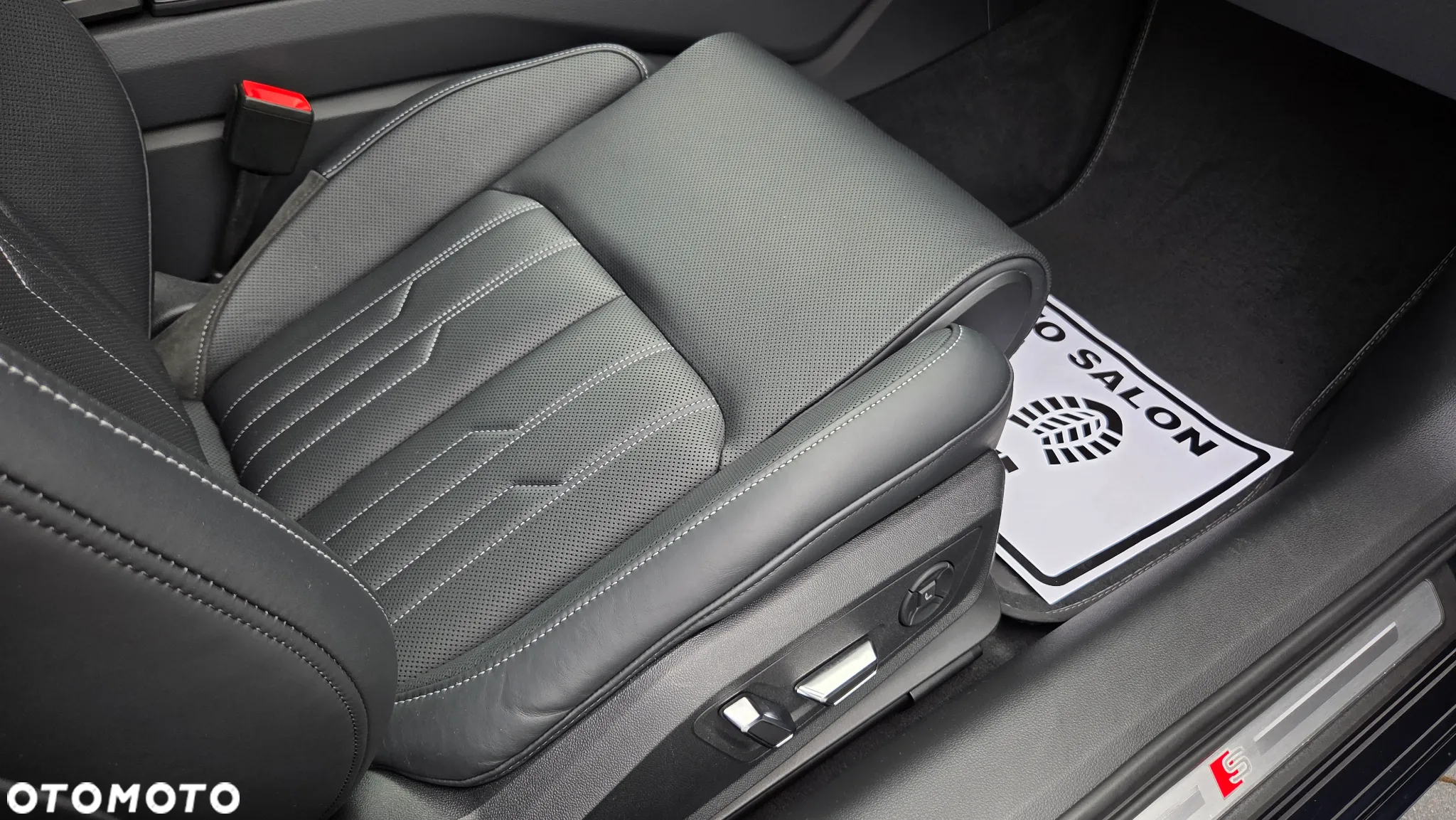 Audi A6 - 12