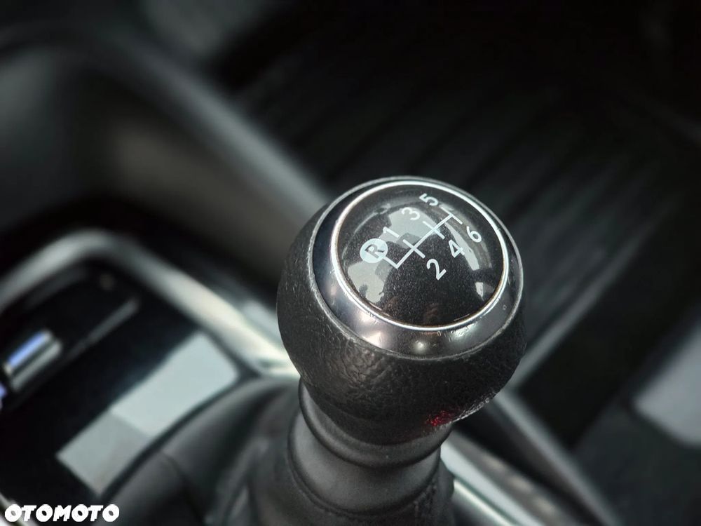 Toyota Corolla 1.2 T Comfort - 34