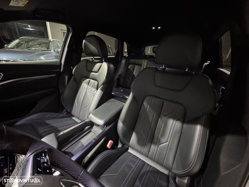 Audi e-tron 55 quattro S line - 31