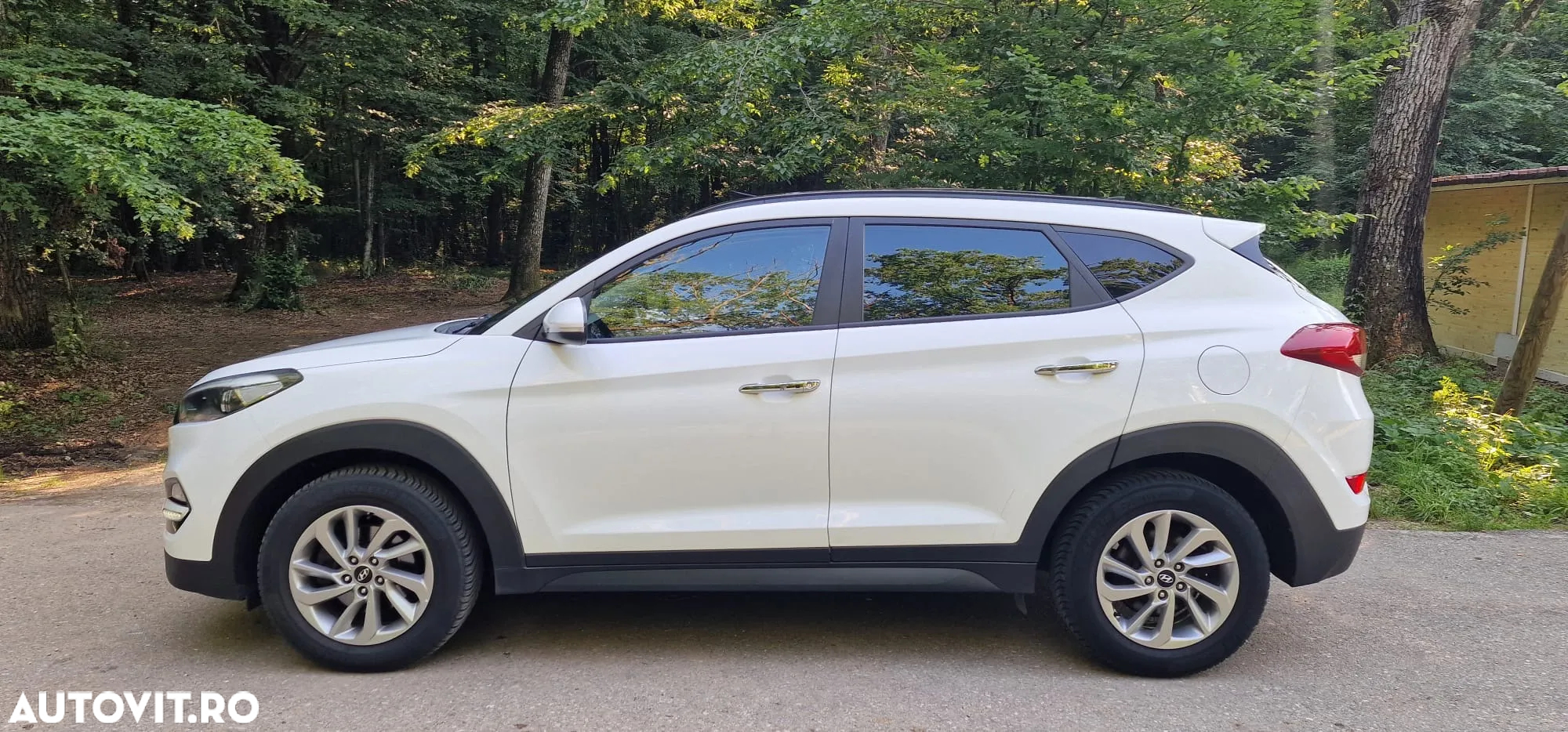 Hyundai Tucson blue 1.7 CRDi 2WD Passion Plus - 30