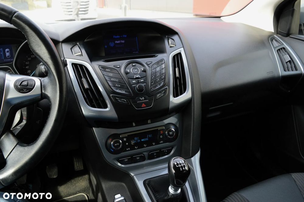 Ford Focus 2.0 TDCi DPF Titanium - 15