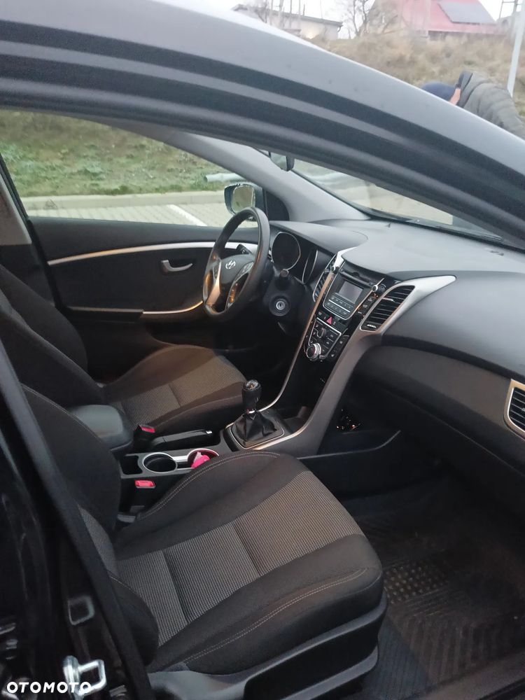 Hyundai i30 - 11