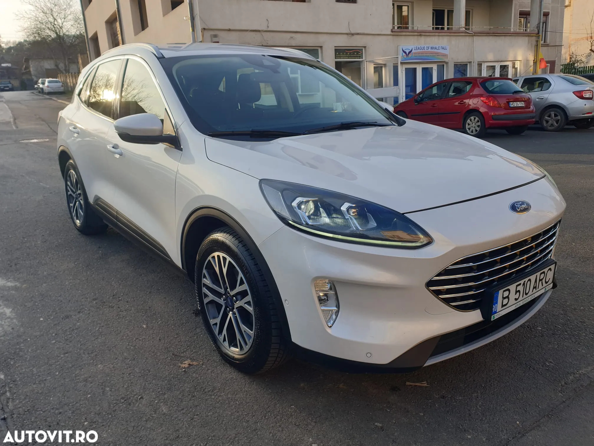 Ford Kuga 2.0 EcoBlue A8 AWD Titanium - 3