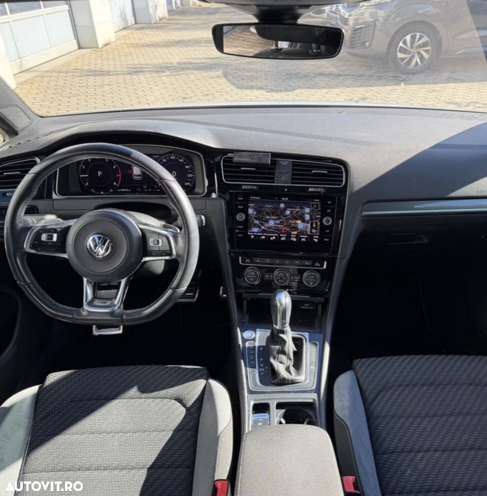 Volkswagen Golf 1.5 TSI DSG Highline - 11