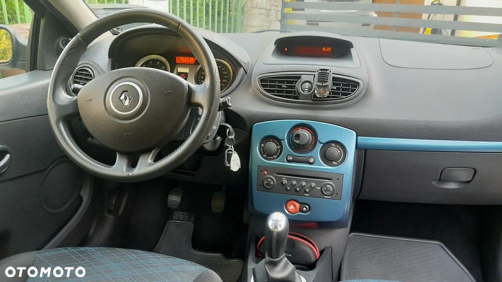 Renault Clio 1.2 16V Alize - 6