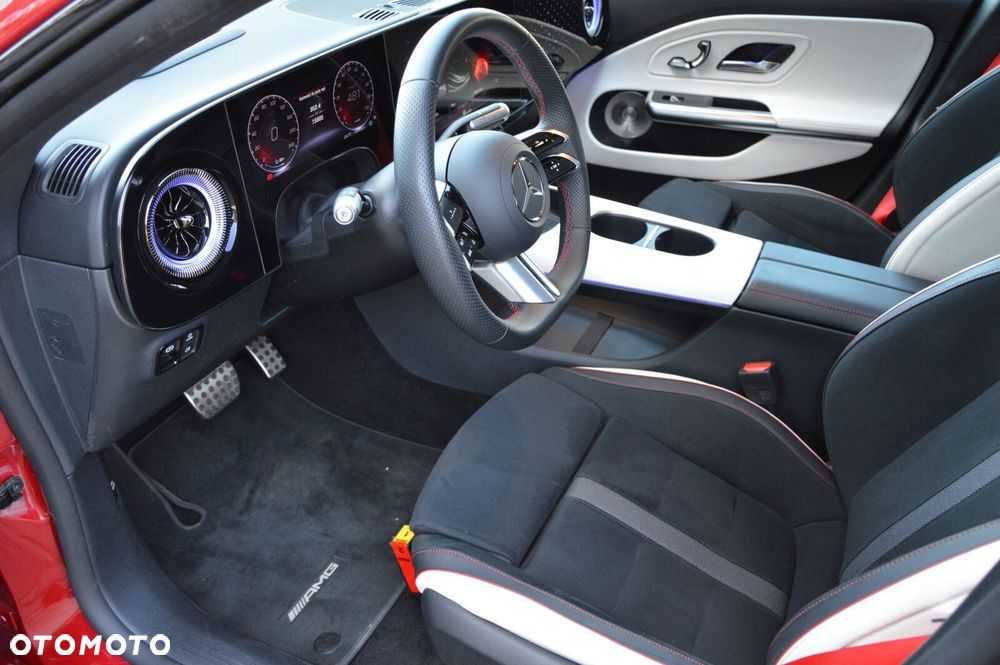 Mercedes-Benz CLA 250+ 85kWh - 11