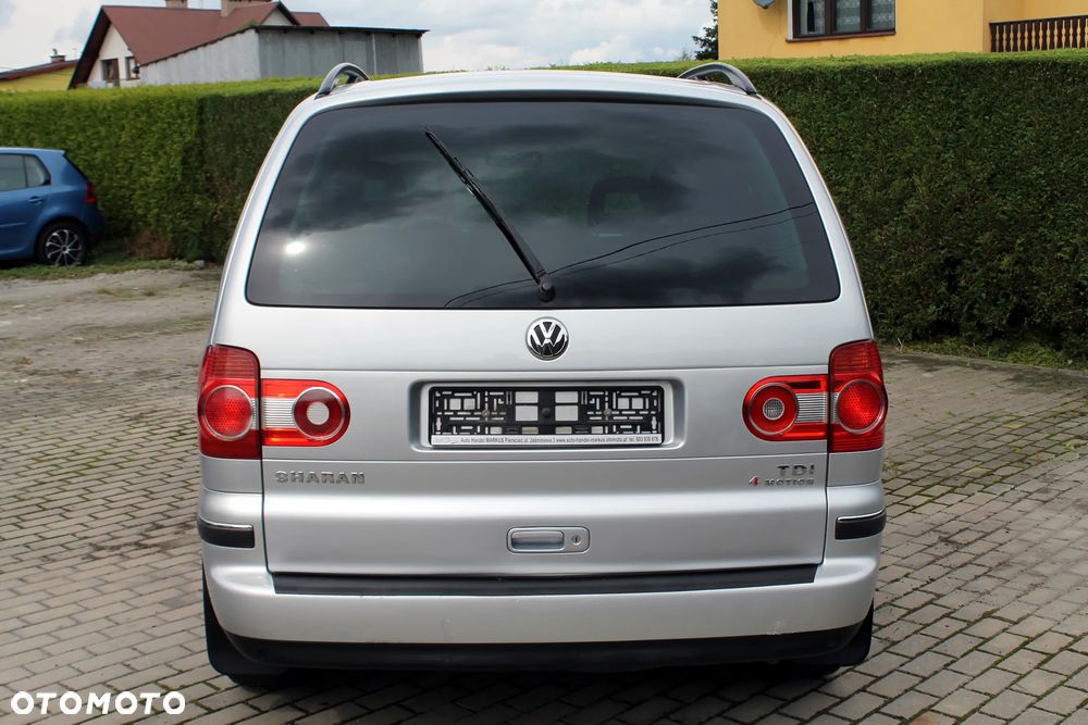 Volkswagen Sharan 1.9 TDI 4Motion Exclusive Edition - 8