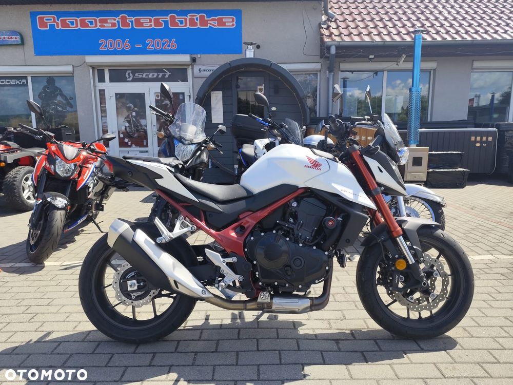 Honda CB - 2