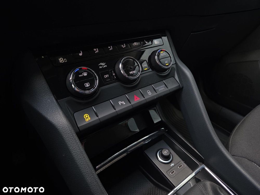 Skoda Karoq 1.5 TSI ACT Selection DSG - 16