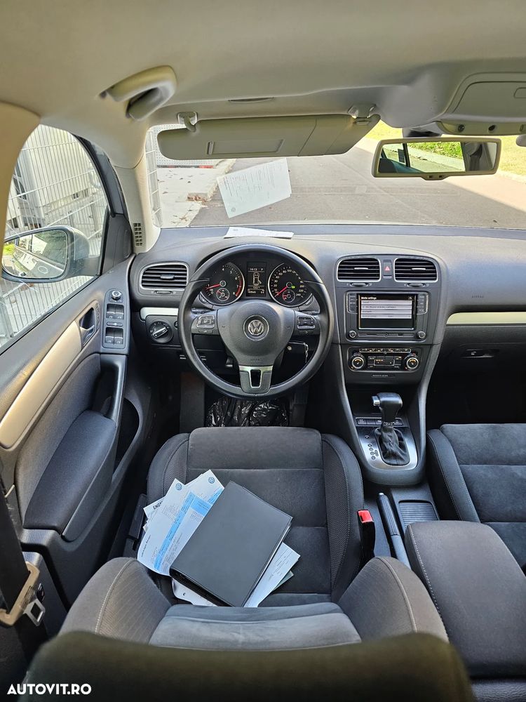 Volkswagen Golf 1.4 TSI Highline DSG - 19