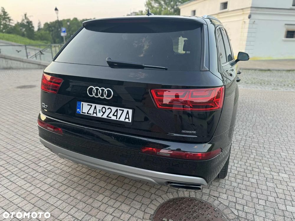 Audi Q7 - 12