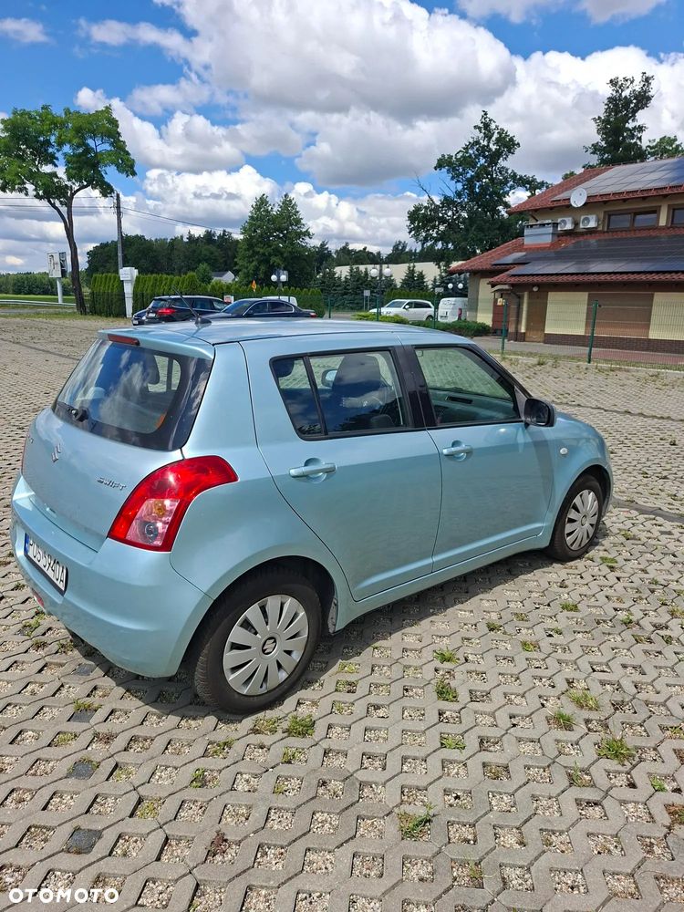 Suzuki Swift - 7