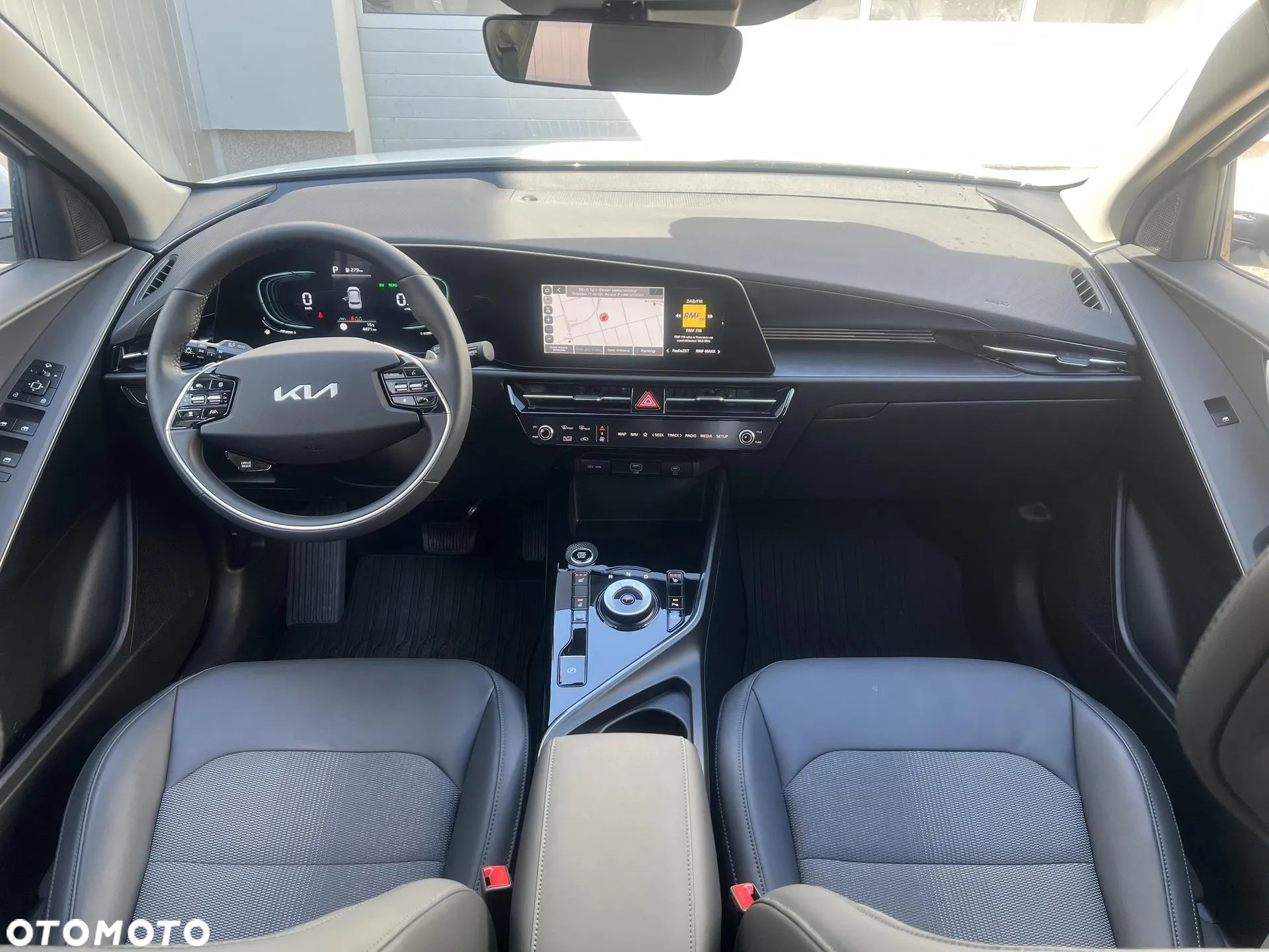 Kia Niro 1.6 GDI Hybrid L - 28