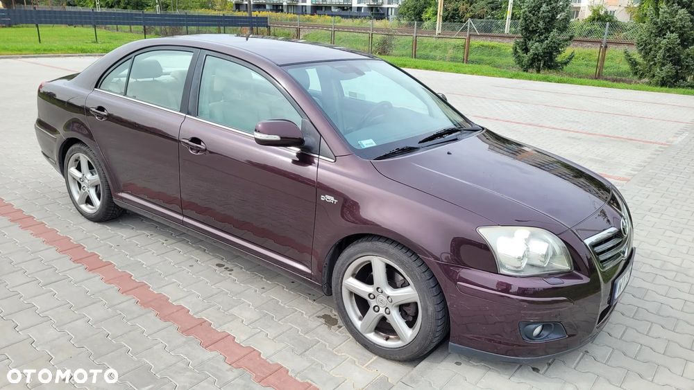 Toyota Avensis 2.2 D-4D X Premium - 3