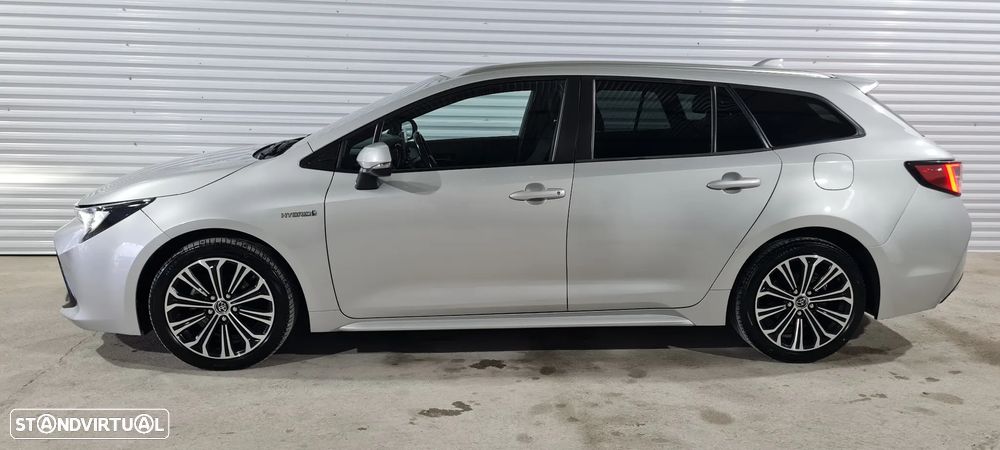 Toyota Corolla Touring Sports 1.8 Hybrid Comfort+P.Sport - 4