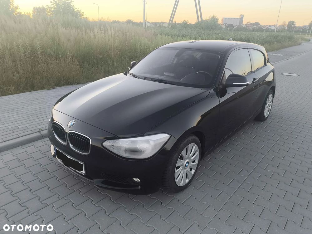 BMW Seria 1 114i - 3