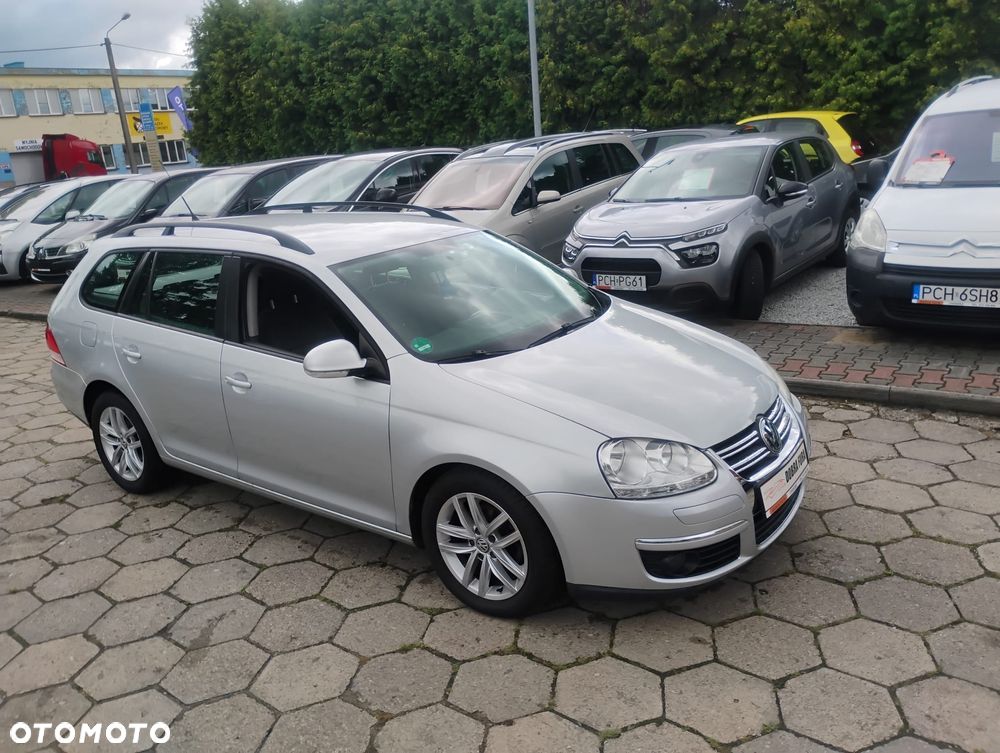 Volkswagen Golf 1.9 TDI DPF Sportline - 4