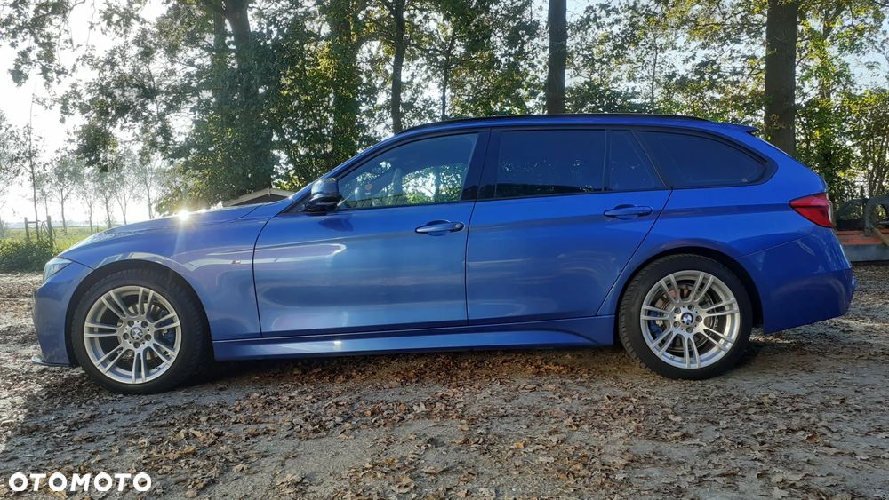 BMW Seria 3 320i xDrive M Sport - 11