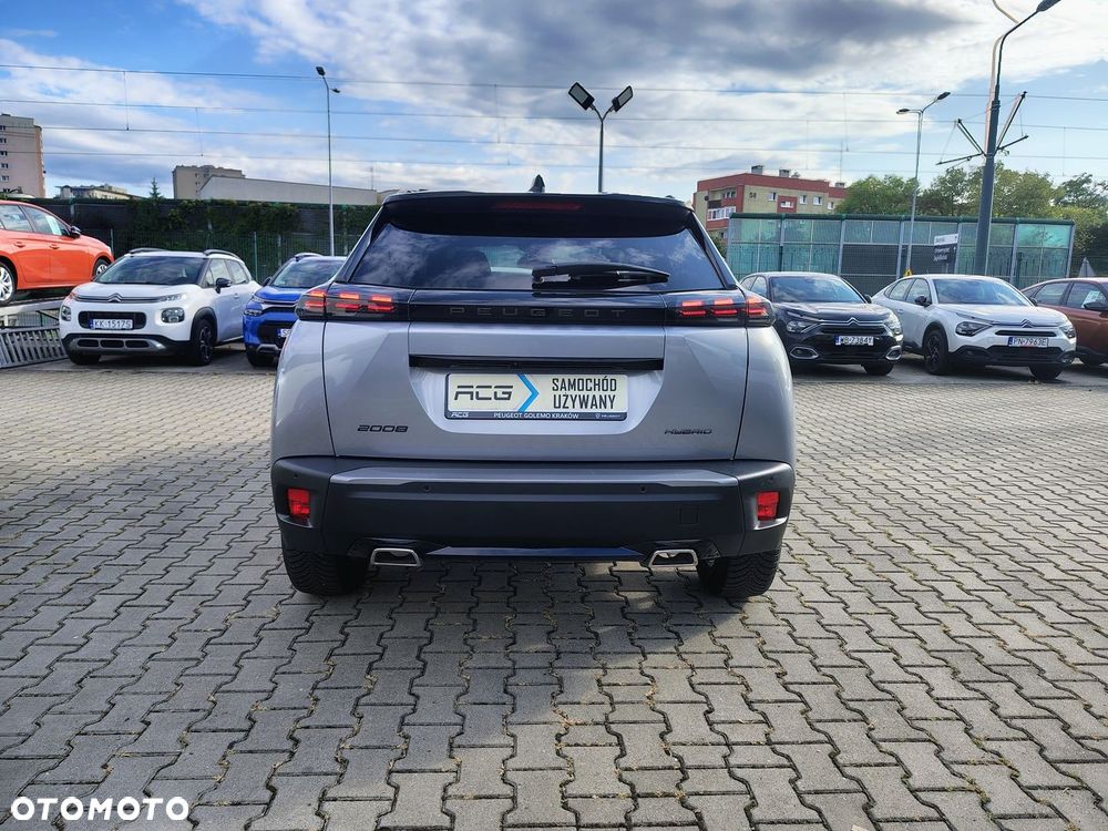 Peugeot 2008 - 7