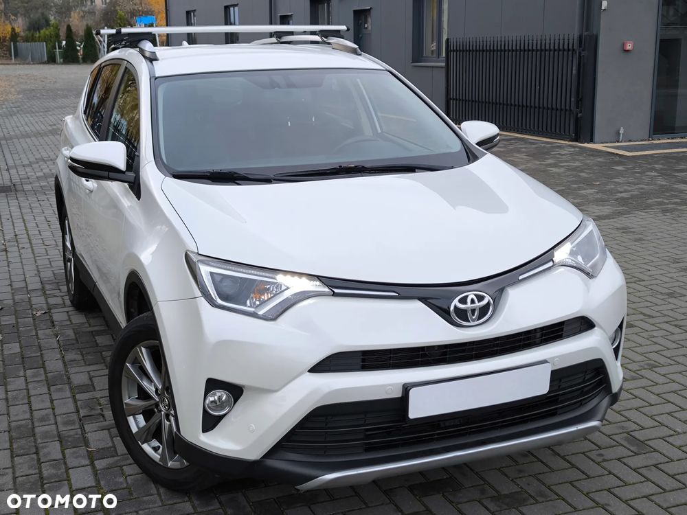 Toyota RAV4 2.0 D-4D 4x2 Start-Stop Executive - 3