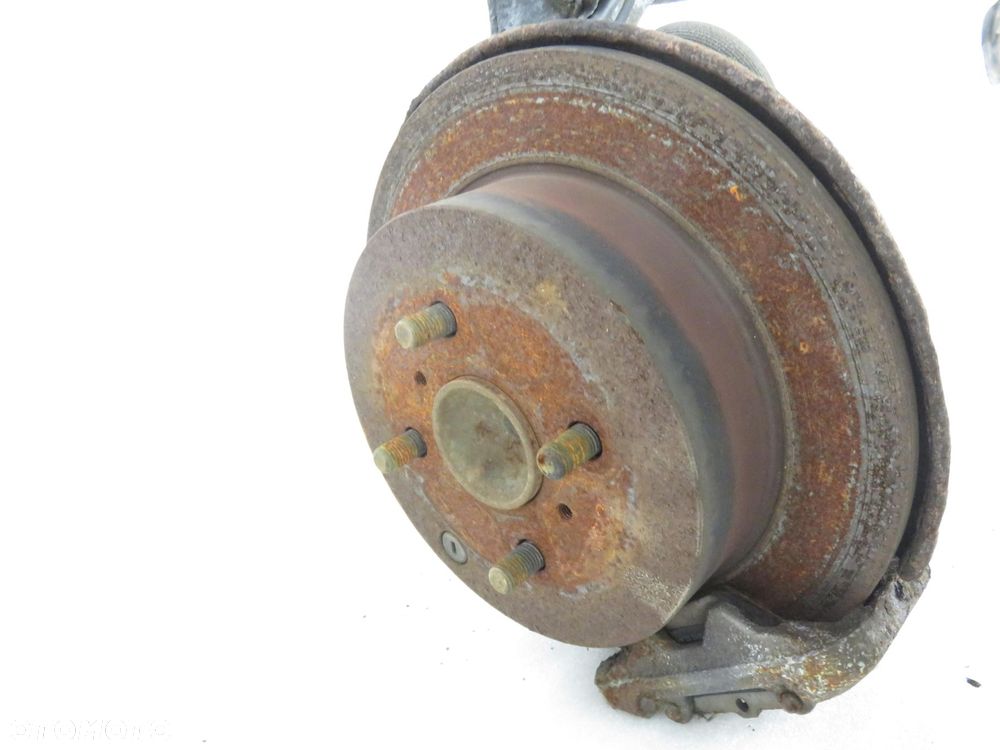 BELKA TYŁ TOYOTA YARIS I HB - 6