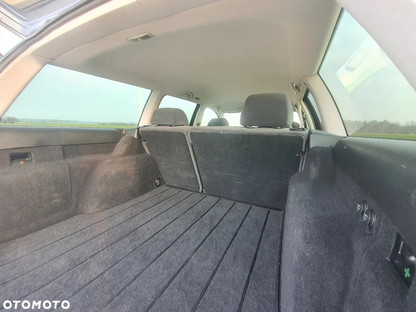 Volkswagen Passat 1.8 Comfortline - 19