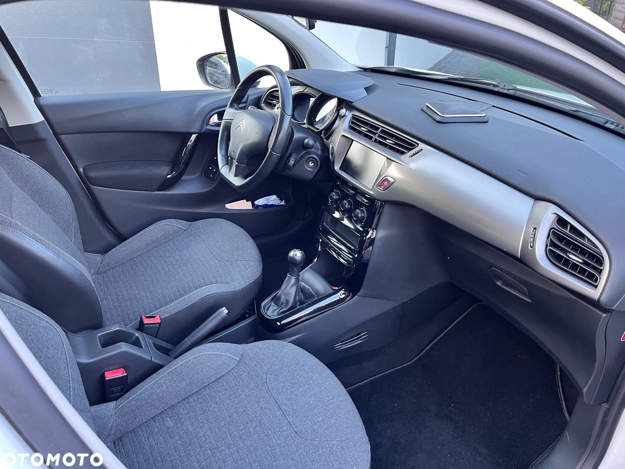 Citroën C3 1.2 PureTech Selection - 7