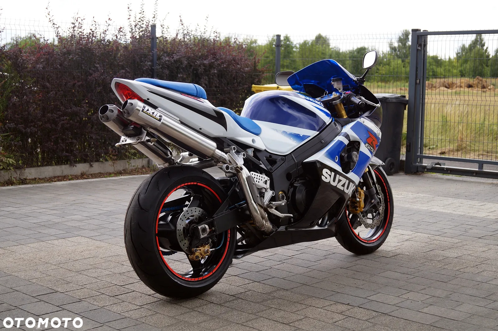 Suzuki GSX-R - 10