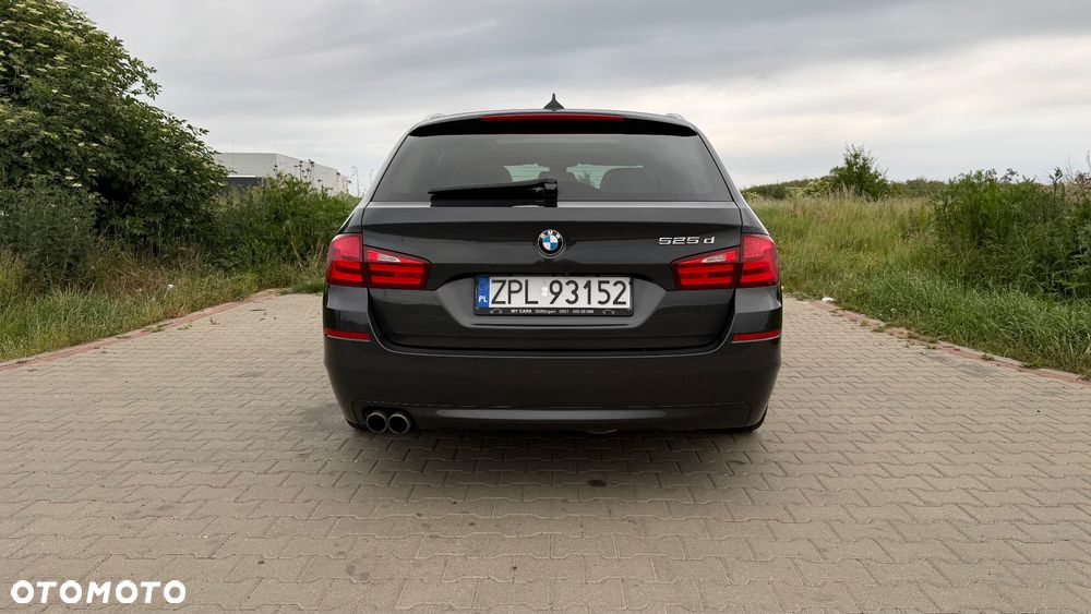 BMW Seria 5 525d - 3