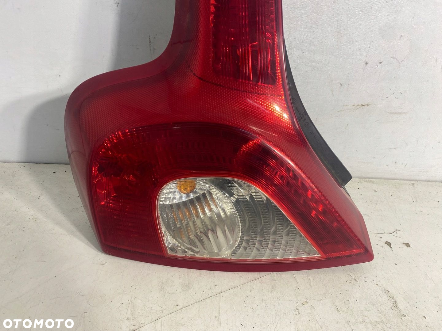 LAMPA LEWY TYŁ LEWA TYLNIA VOLVO C30 LIFT EU - 2