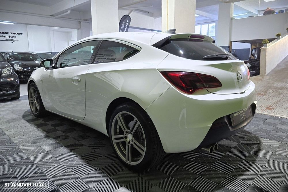 Opel Astra GTC 1.6 CDTi S/S - 6