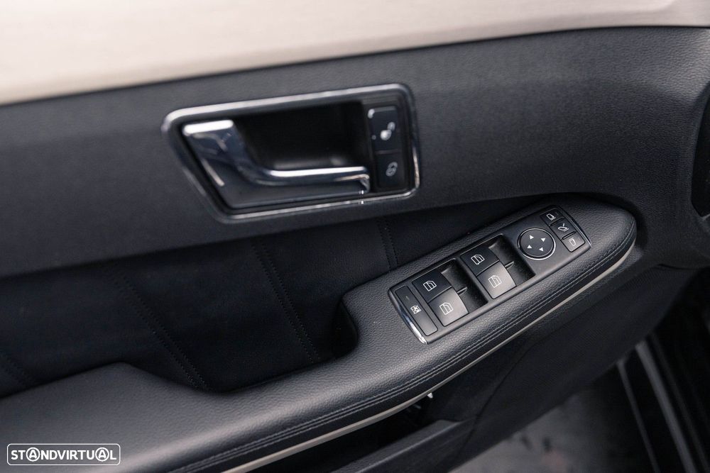 Mercedes-Benz E 250 BlueTEC Avantgarde Auto - 39