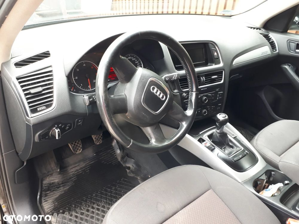 Audi Q5 2.0 TDI Quattro - 9