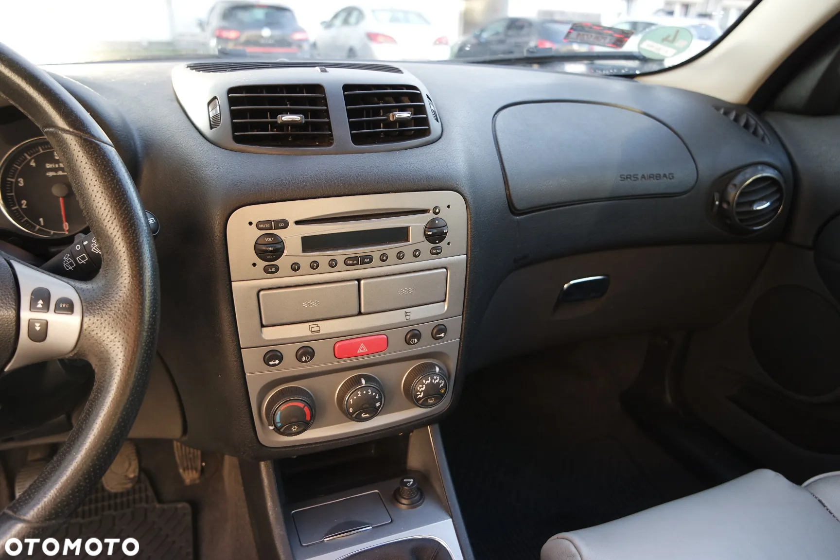 Alfa Romeo 147 1.6 Twin Spark Distinctive - 15