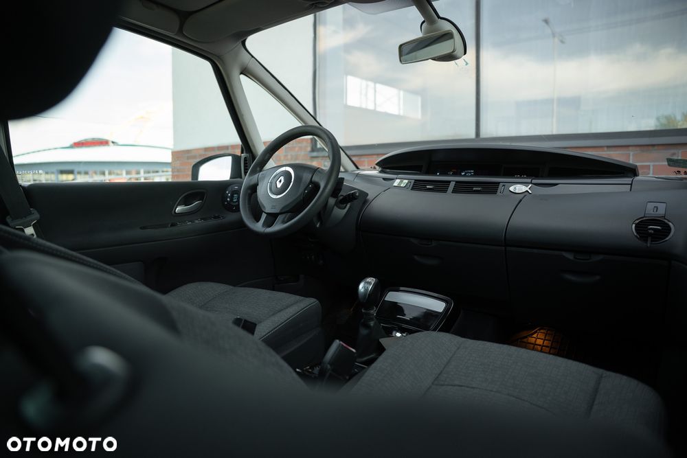 Renault Espace 2.0 dCi Voyage - 28