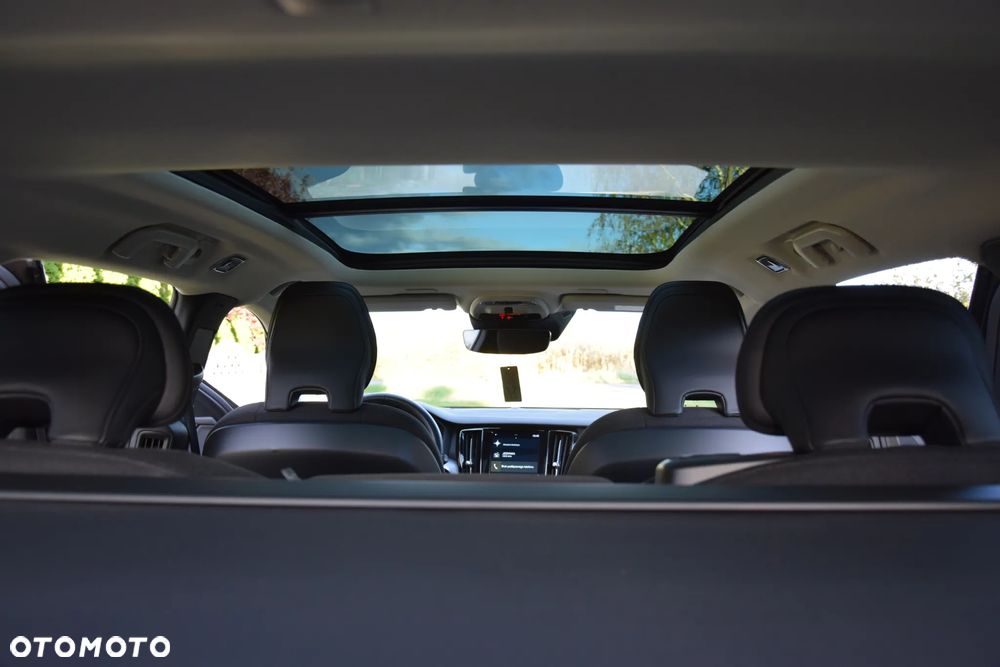Volvo V60 B4 D Geartronic Momentum Pro - 25