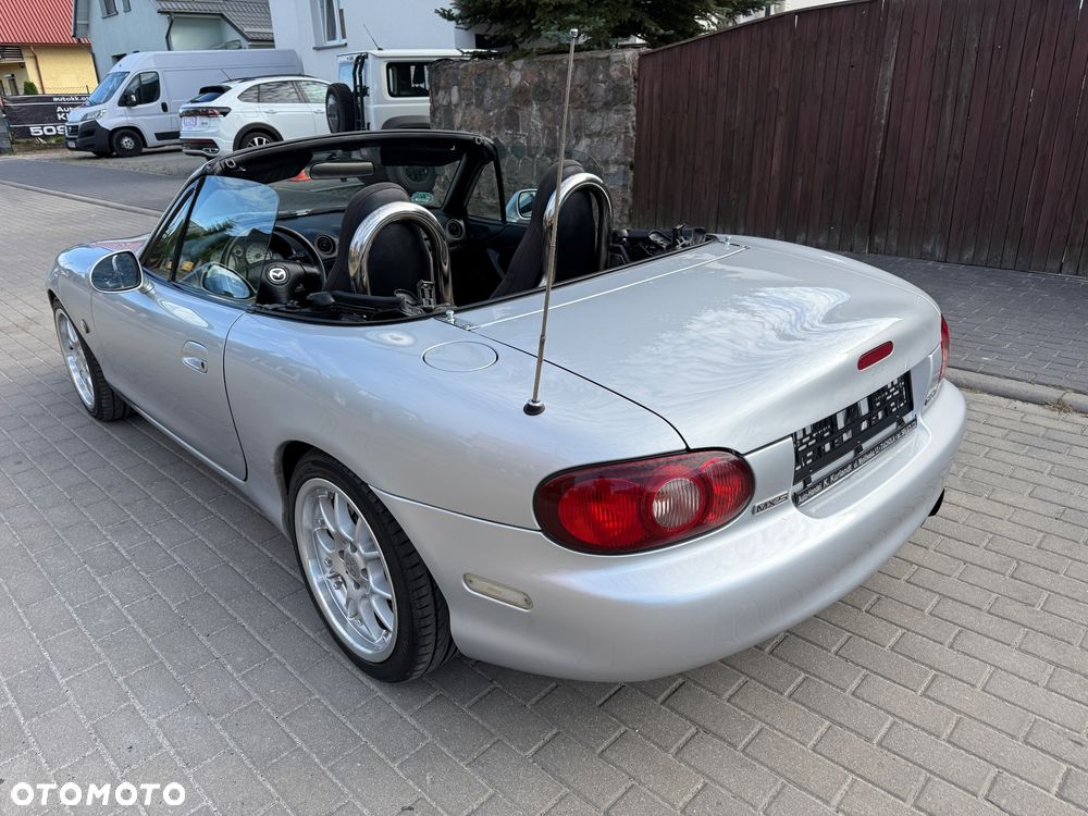 Mazda MX-5 1.6i 16V - 25