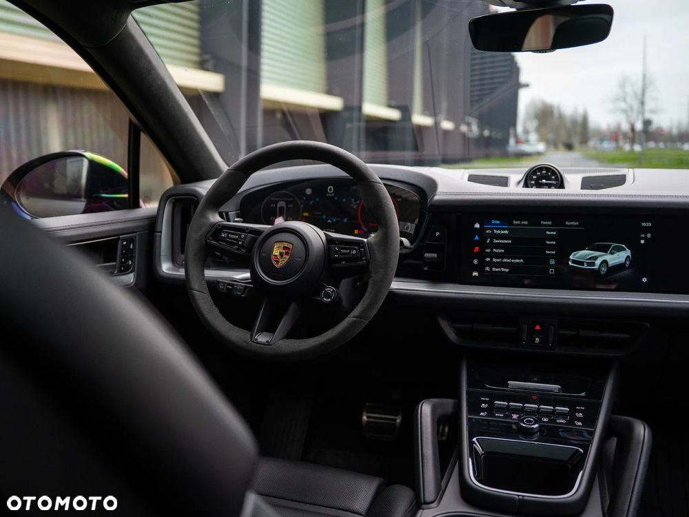 Porsche Cayenne - 20