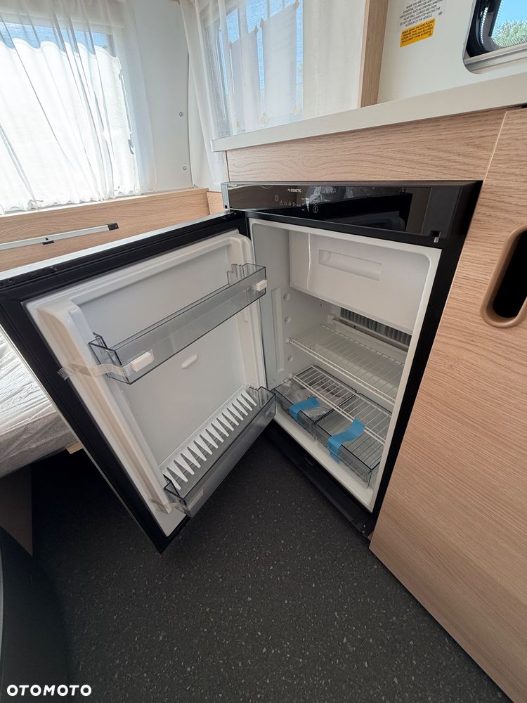 Adria AVIVA 360 DK - 25