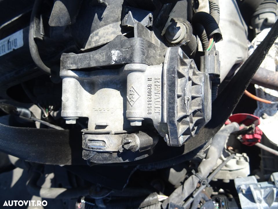 Clapeta acceleratie Dacia Sandero 1.2 16V benzina 55 KW 75 CP din 2010 - 1